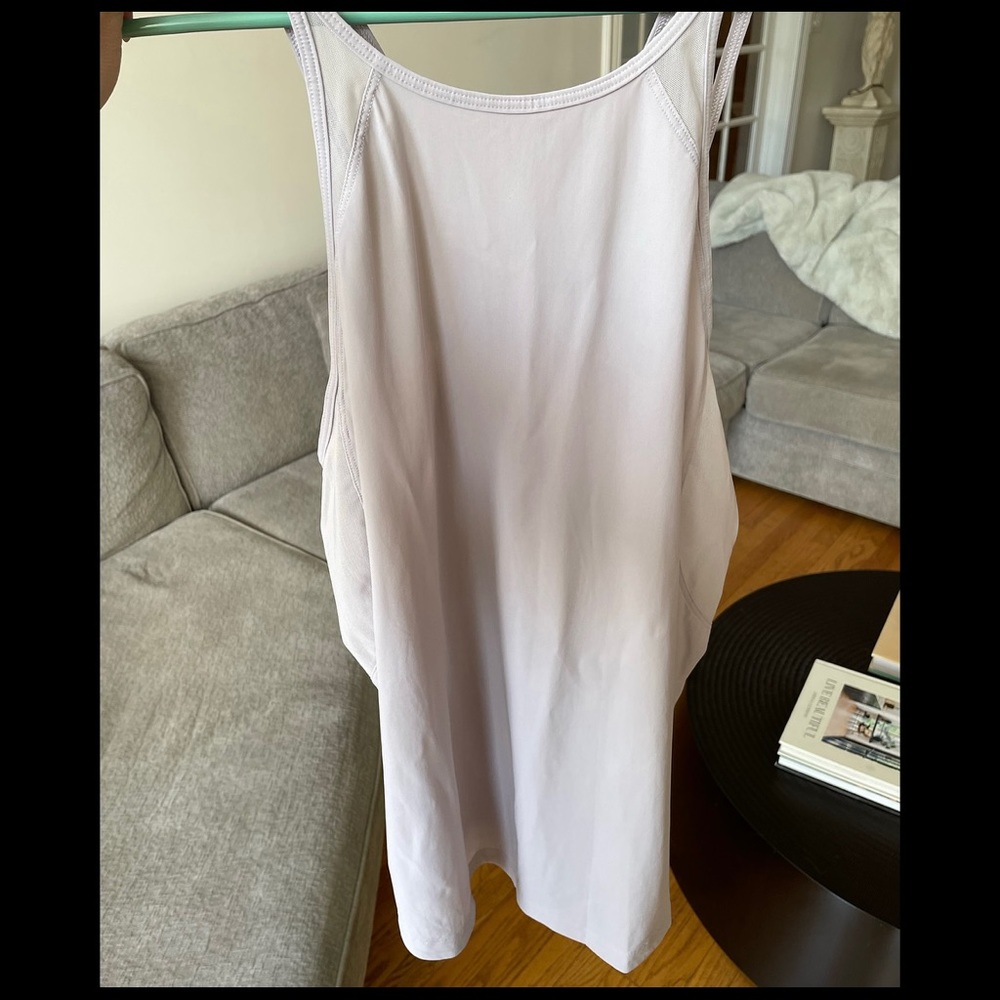 Lululemon tank top - size 8/M